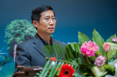 中國地質(zhì)調(diào)查局淺層地溫能研究與推廣中心常務(wù)副主任李寧波_副本1
