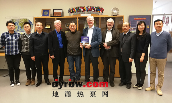 侯濤董事長一行參觀聯(lián)合國大學(xué)地?zé)崤嘤?xùn)中心 (2)